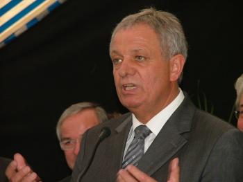 Allocution lors de l'inauguration du scanner centre hospitalier brisset  Hirson